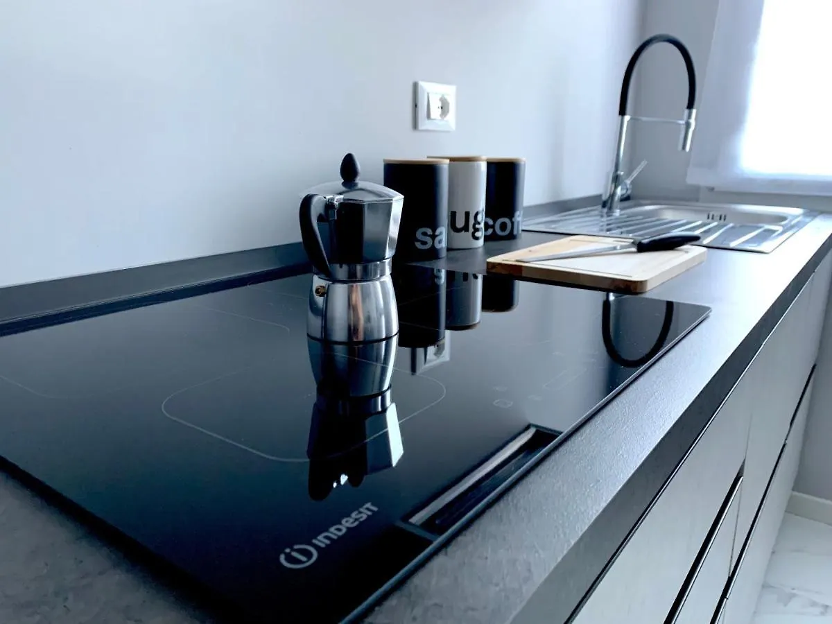 Temali Apartment Peschiera del Garda 0*,